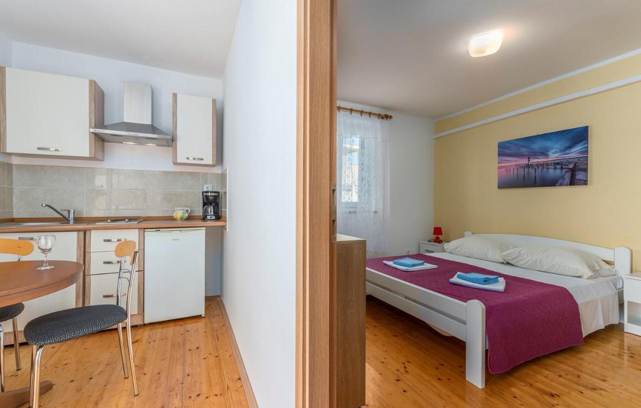 Apartments Stanko Fažana Εξωτερικό φωτογραφία